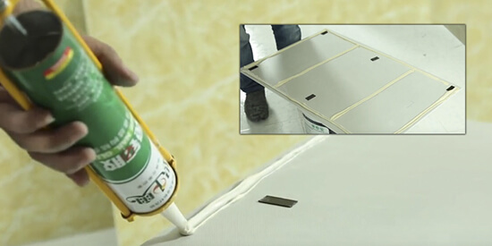 Tiến hành thi công tấm nhựa giả đá