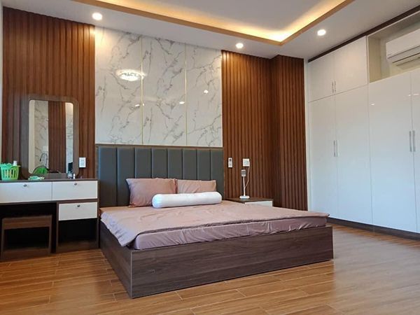 Lợi ích khi ốp tường PVC phòng ngủ