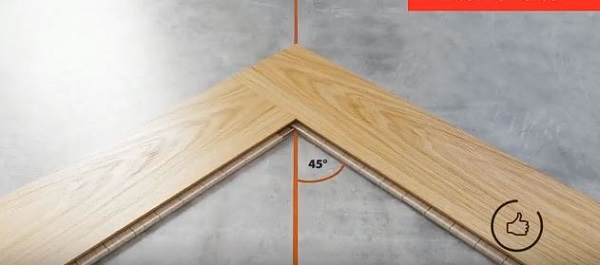 Lắp đặt dán sàn nhựa giả gỗ xương cá