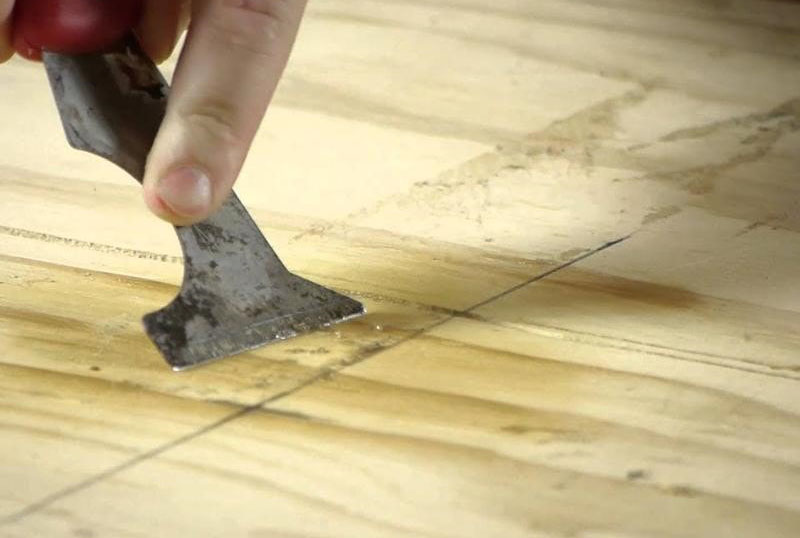 Cách tẩy keo dán sàn nhựa bằng phương pháp thủ công
