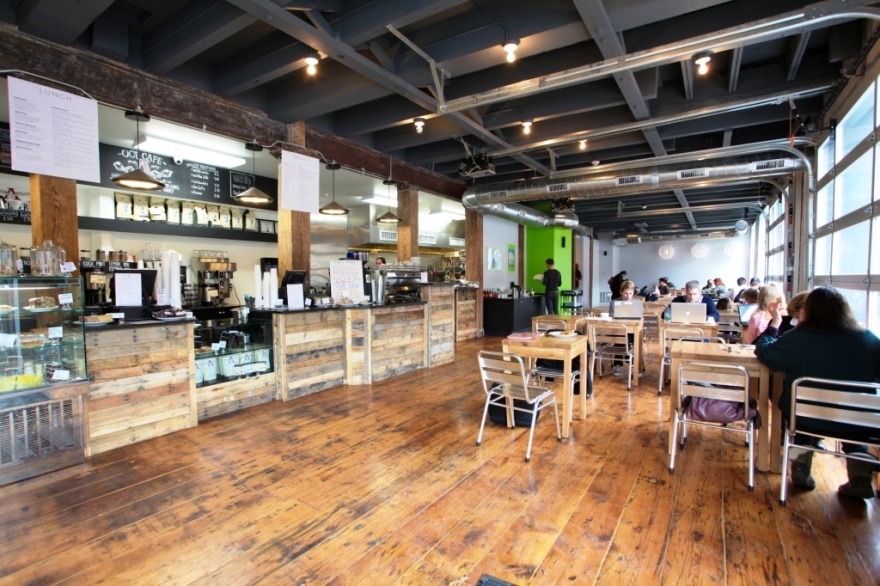 Sàn nhựa giả gỗ hèm khóa có vẻ đẹp giống gỗ tự nhiên lên đến 99%