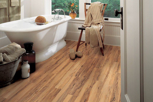 Sàn nhựa lót nhà tắm có tốt không? 6 lý do bạn nên lựa chọn