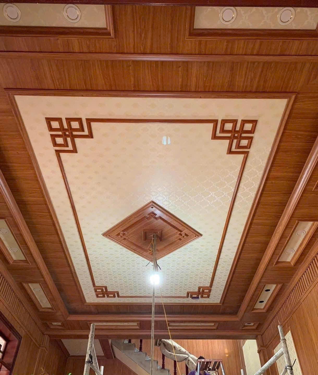 Trần Nhựa Nano Giật Cấp - Trần Nhựa Nano Phẳng